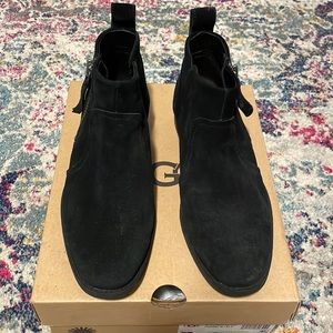 Ugg Aureo worn once